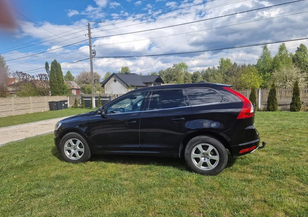 Volvo XC 60 cena 81900 przebieg: 181000, rok produkcji 2017 z Przedbórz małe 46